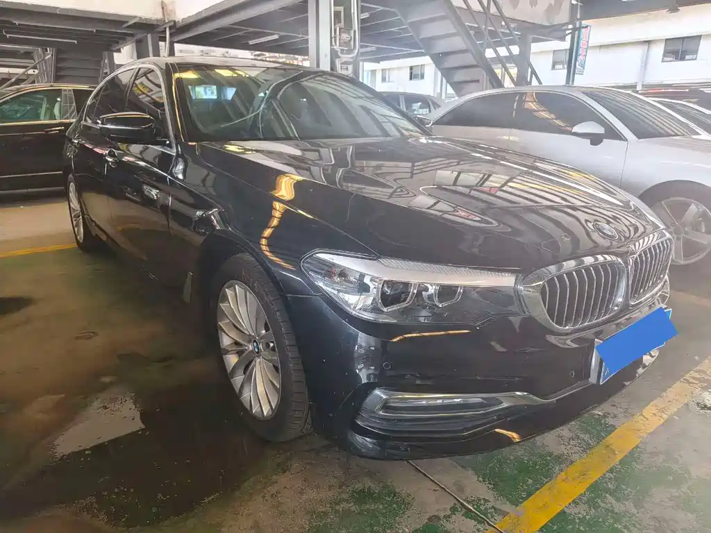BMW 5 Series 2018 525Li Luxury Package купить на сайте DeffCars