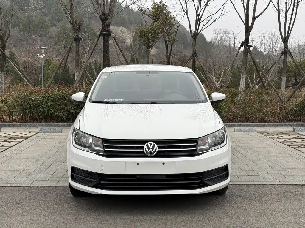 Santana 2018 1.5L automatic fashion version купить на сайте DeffCars