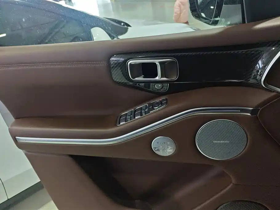 Tank 700 New Energy 2024 Hi4-T Extreme Edition купить на сайте DeffCars