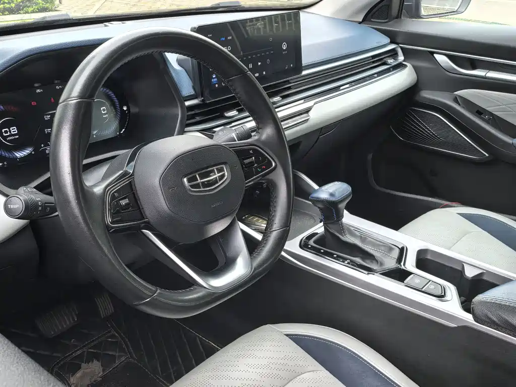 Emgrand 2022 4th generation 1.5L CVT flagship model купить на сайте DeffCars