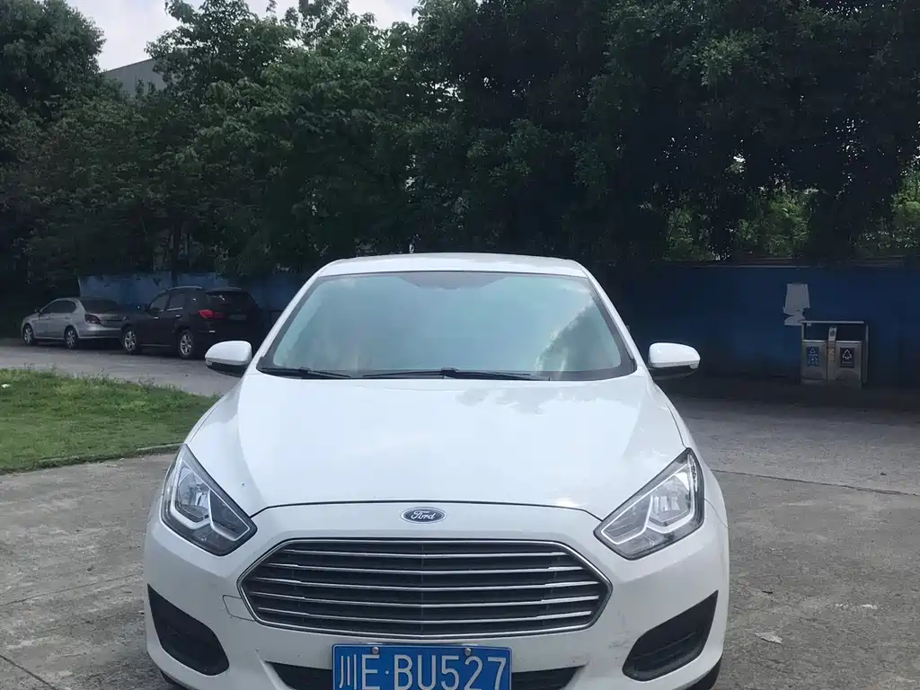 Escort 2019 facelift 1.5L manual quality model (tire pressure monitoring) National VI купить на сайте DeffCars