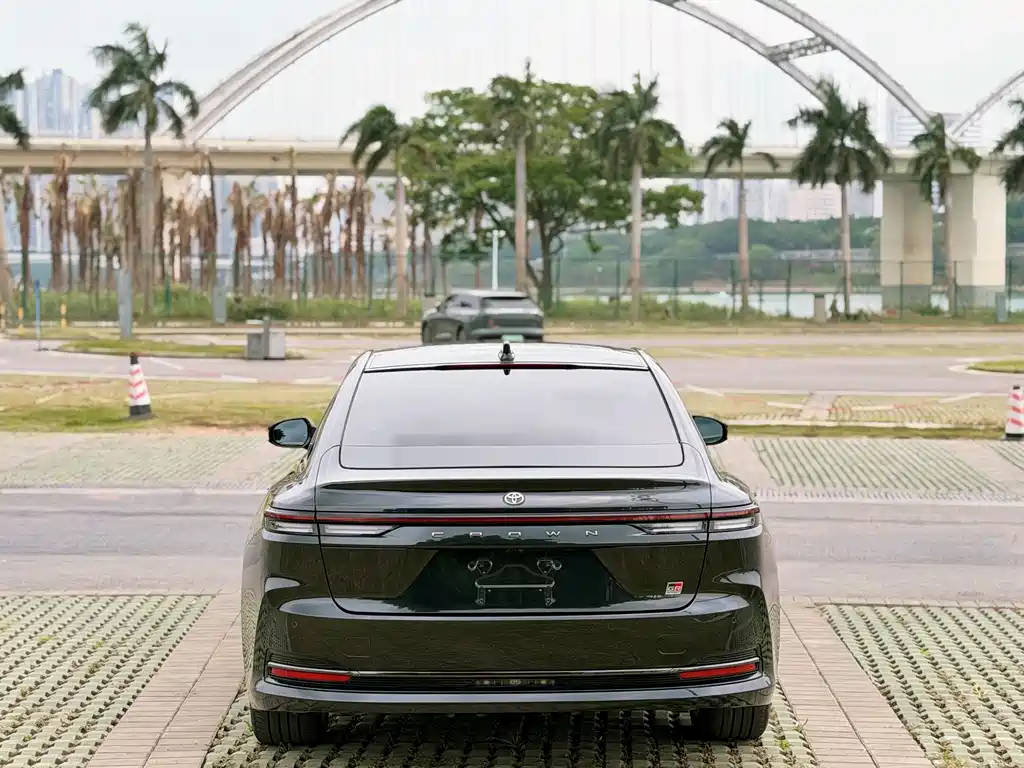 Crown Imports 2024 2.5L Supreme Edition купить на сайте DeffCars