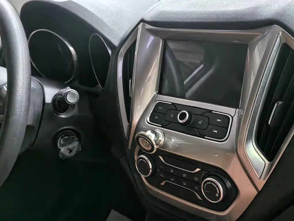 Ruixing 2016 1.5T Automatic Value Deluxe Edition купить на сайте DeffCars