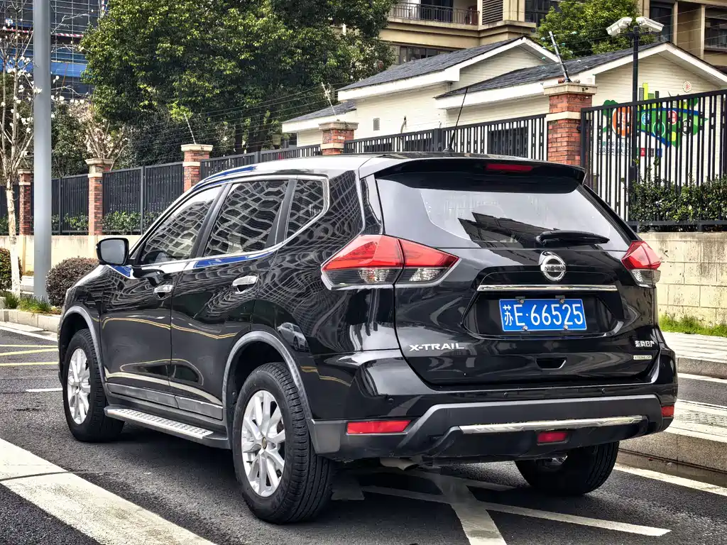 X-Trail 2019 2.0L CVT Intelligent Comfort Edition 2WD купить на сайте DeffCars