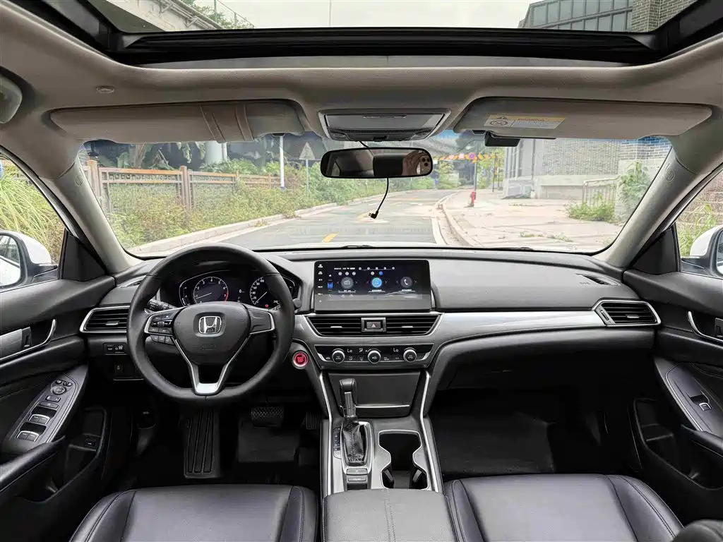 Accord 2022 260TURBO Deluxe Edition купить на сайте DeffCars