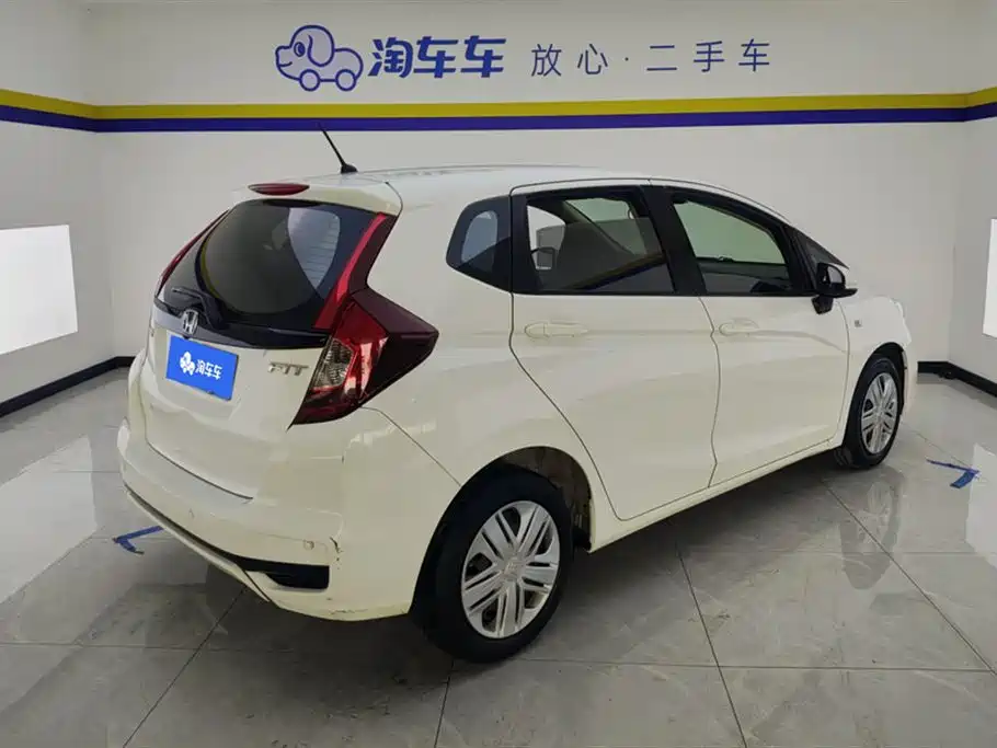 Fit 2020 1.5L CVT Comfort Edition купить на сайте DeffCars