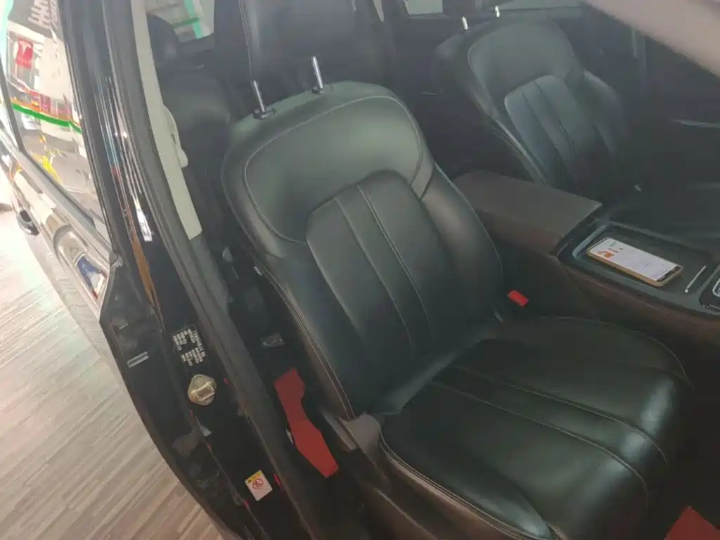Trumpchi M6 2021 PRO 270T DCT Premium Edition купить на сайте DeffCars