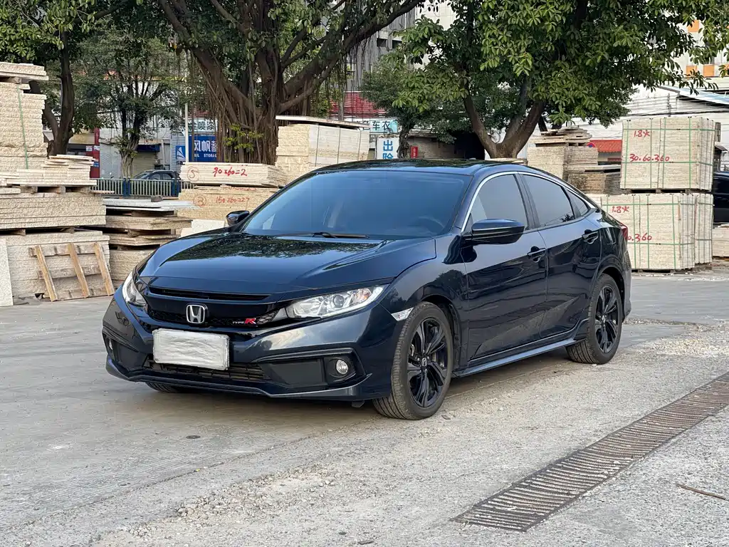 Civic 2019 220TURBO CVT combustion version National VI купить на сайте DeffCars