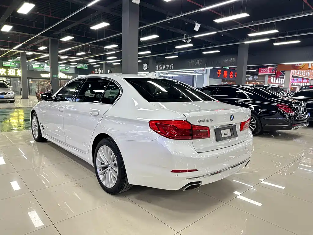 BMW 5 Series 2020 525Li Luxury Package купить на сайте DeffCars