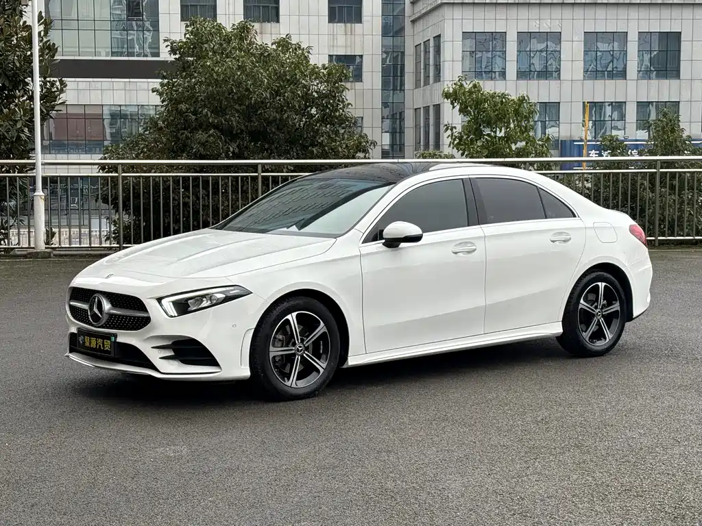 Mercedes-Benz A-Class 2022 Model 2 A 200 L Sports Sedan Fashionable купить на сайте DeffCars