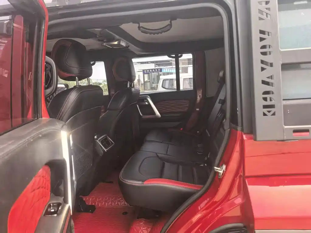 Beijing Off-Road BJ40 2018 PLUS 2.3T automatic four-wheel drive flagship version National V купить на сайте DeffCars