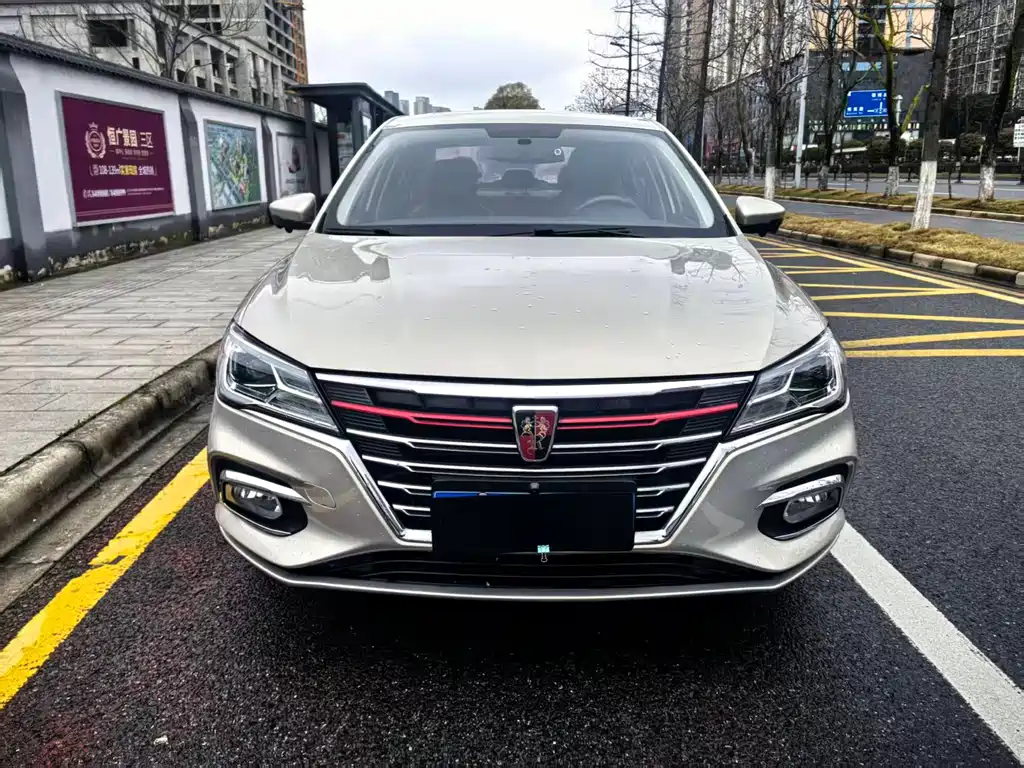 Roewe i5 2019 1.5L automatic 4G Internet Langham Edition купить на сайте DeffCars