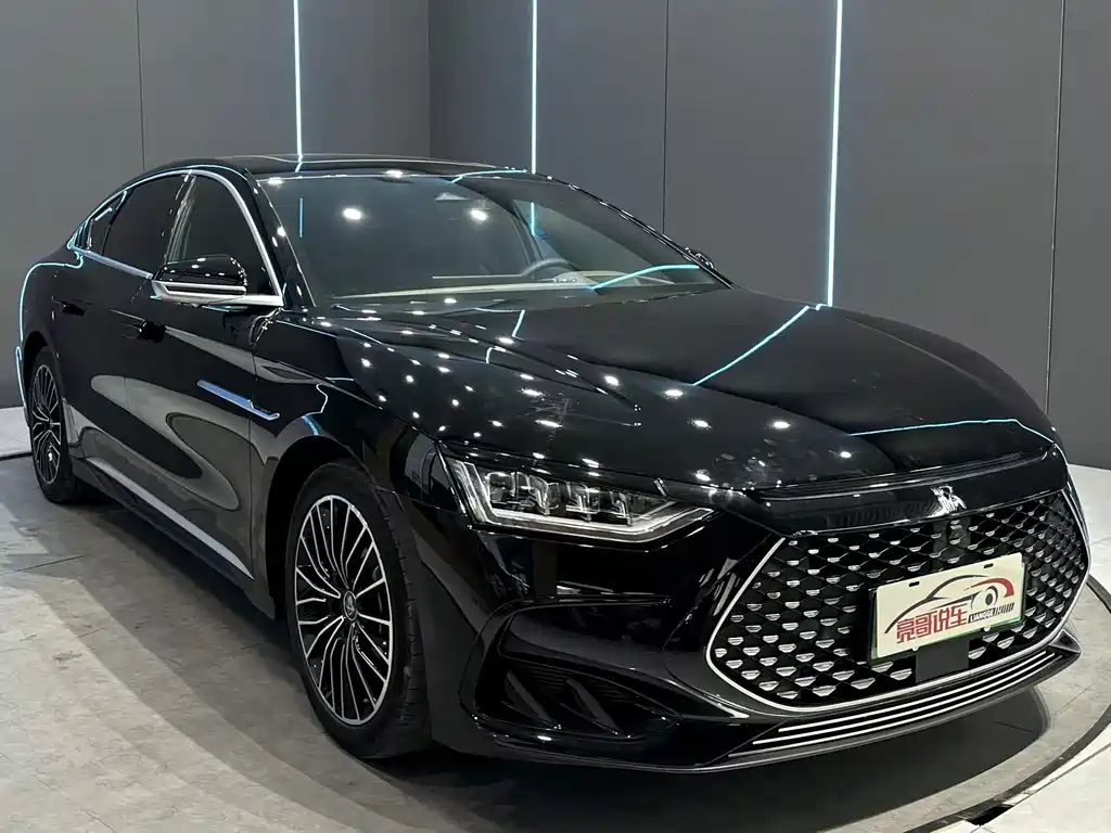 Han 2024 DM-i Honor Edition 121KM Exclusive Type купить на сайте DeffCars