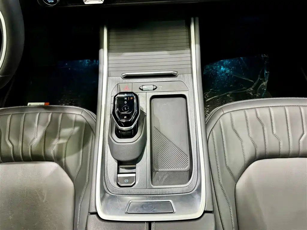 Ruijie 2025 Ruijie L 2.0T EcoBoost two-wheel drive seven-seat luxury model купить на сайте DeffCars