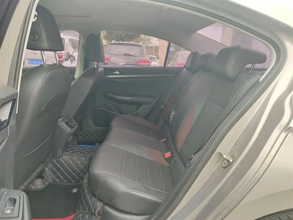 Bora 2020 1.5L automatic comfort model купить на сайте DeffCars