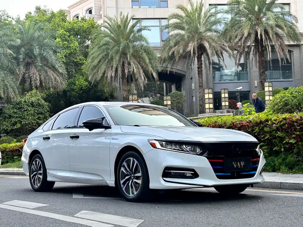 Accord 2018 Sharp Hybrid 2.0L Sharp Collar Edition National VI купить на сайте DeffCars