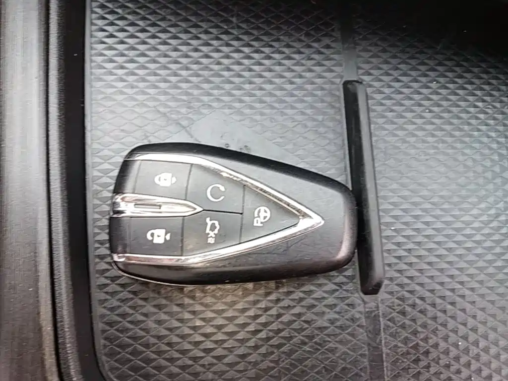 Changan UNI-T 2020 1.5T flagship model купить на сайте DeffCars