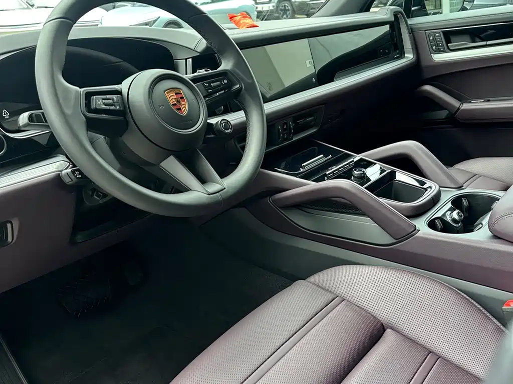 Cayenne 2025 Cayenne 3.0T Dream Edition купить на сайте DeffCars