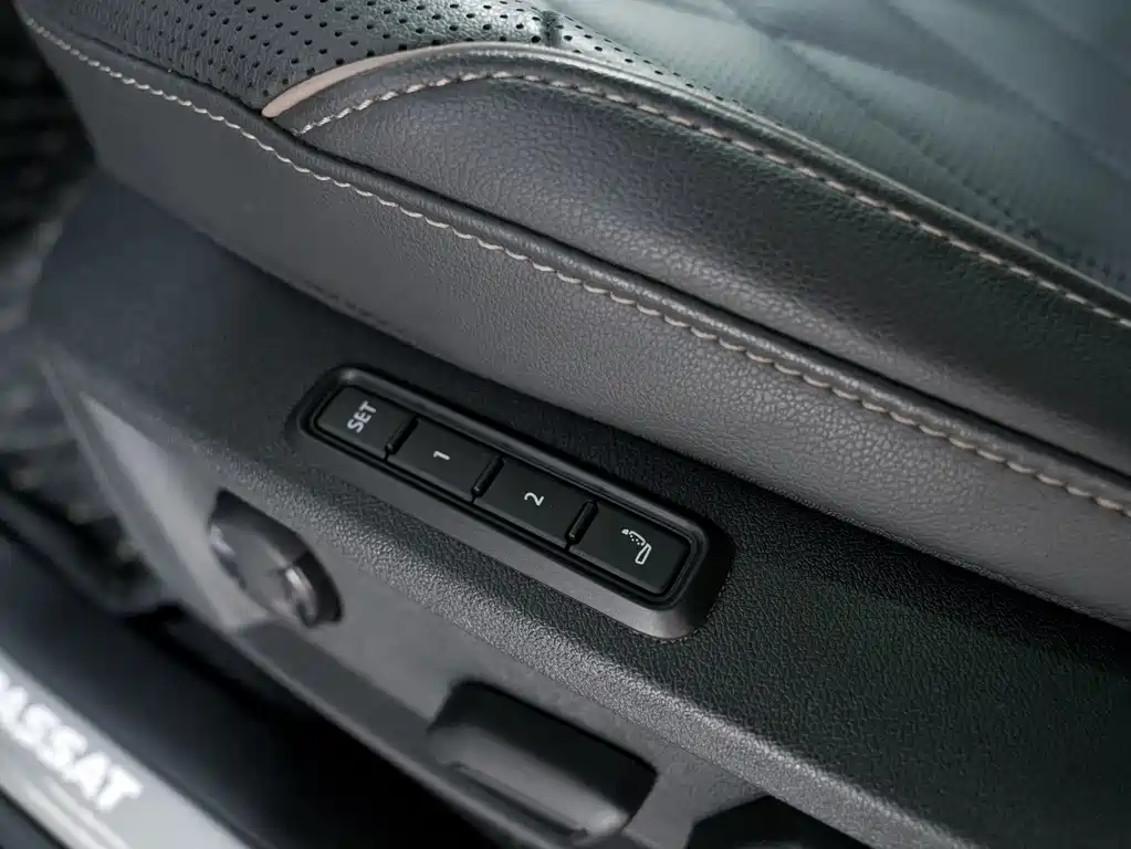 Passat 2019 380TSI Flagship Edition National VI купить на сайте DeffCars