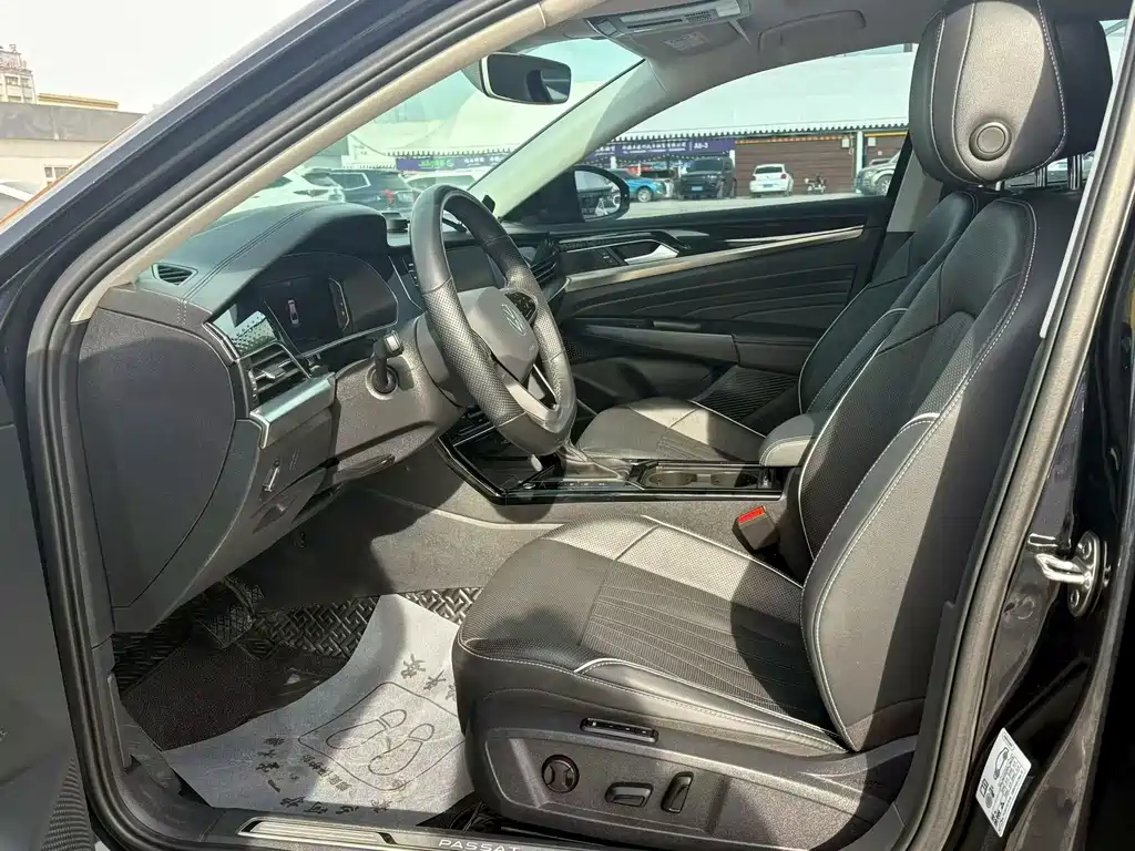 Passat 2023 330TSI Starry Sky Deluxe Edition купить на сайте DeffCars