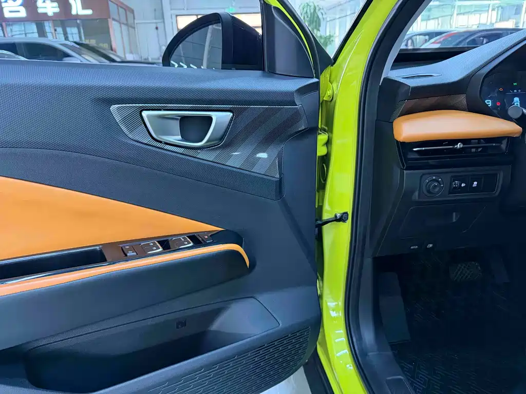 Wuling Xingchi 2022 1.5T CVT cool model купить на сайте DeffCars
