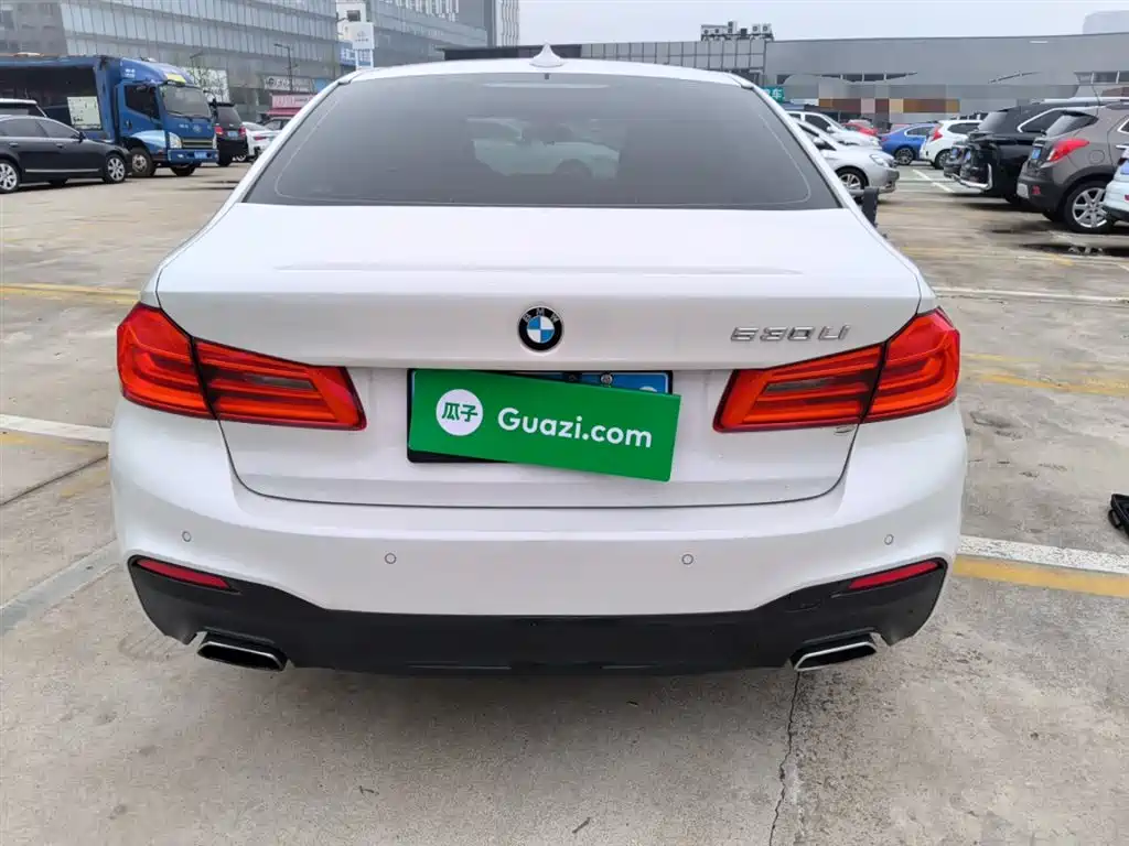 BMW 5 Series 2018 530Li Exclusive M Sports Package купить на сайте DeffCars