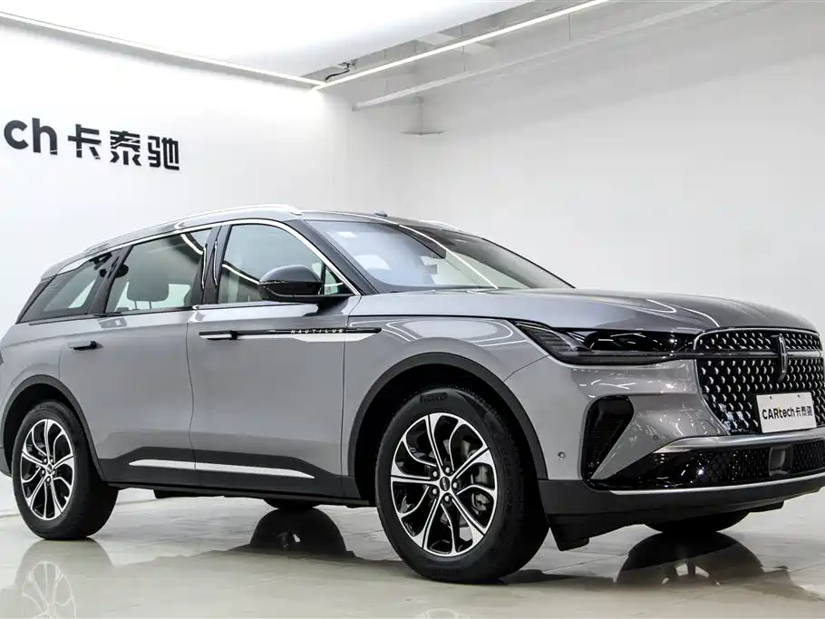 Voyager 2023 2.0T four-wheel drive premium version купить на сайте DeffCars