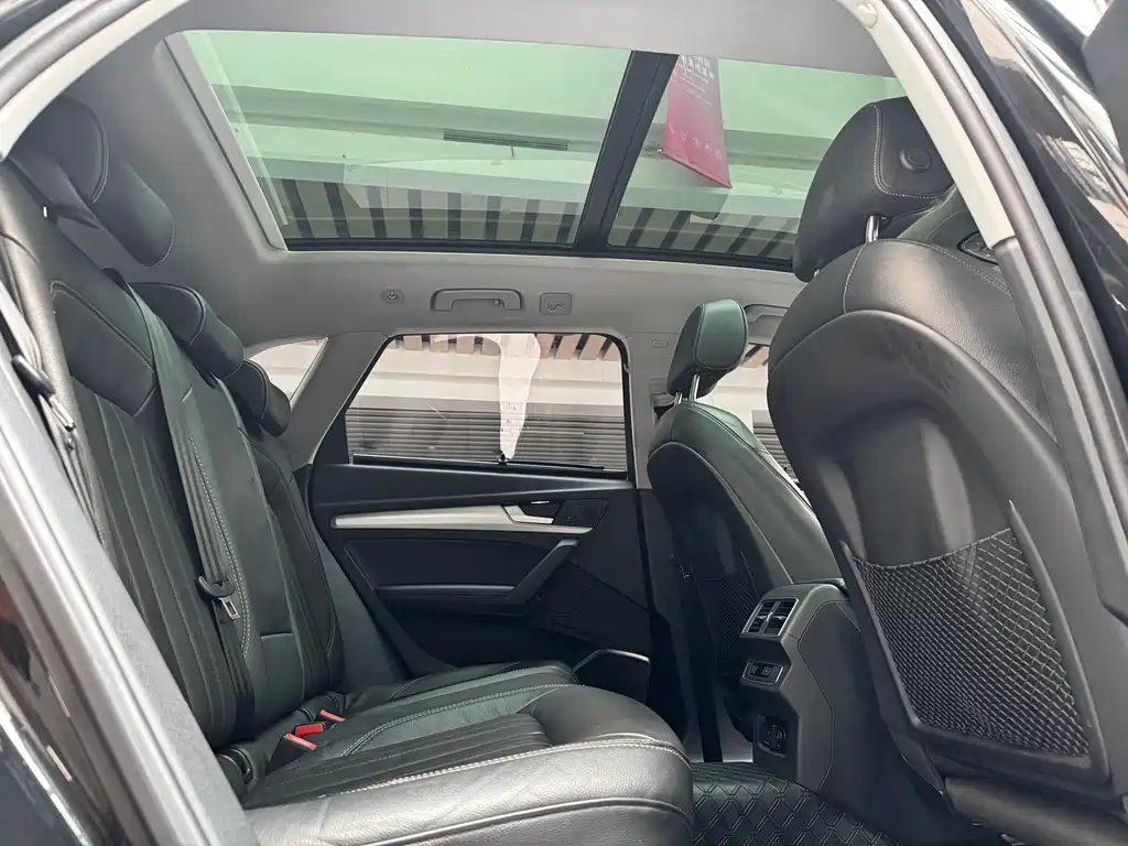 Audi Q5L 2020 facelift 40 TFSI enjoys fashionable style купить на сайте DeffCars