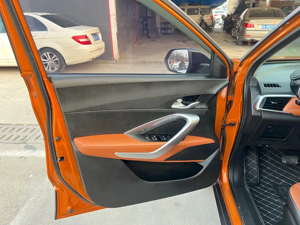 Baojun 510 2018 1.5L Automatic Anniversary Special Edition National V купить на сайте DeffCars