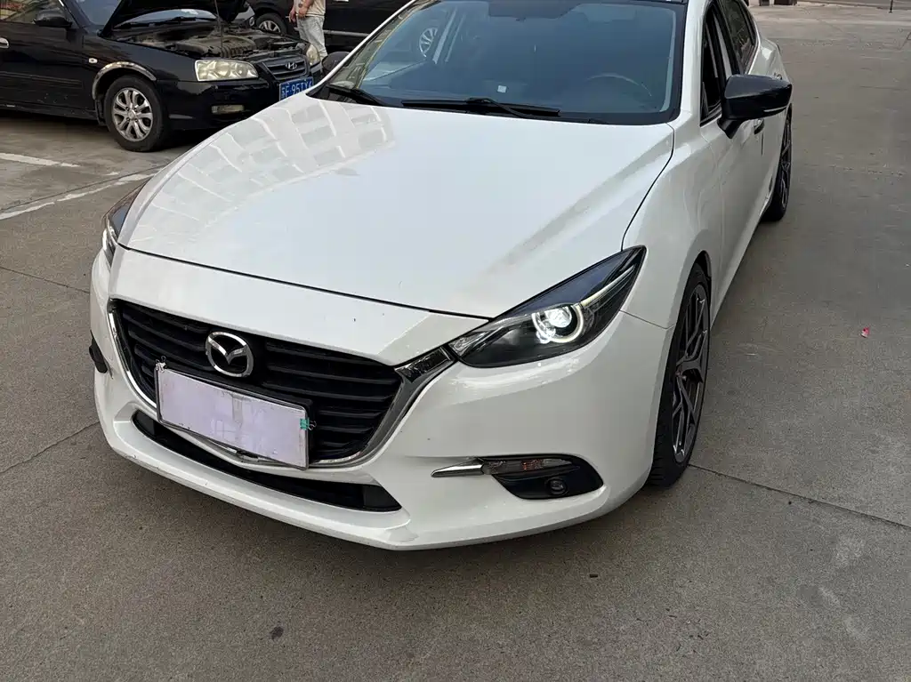 Mazda3 Angkesela 2017 hatchback 1.5L automatic luxury model National V купить на сайте DeffCars