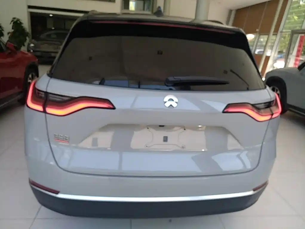 NIO ES8 2020 450KM six-seater version купить на сайте DeffCars