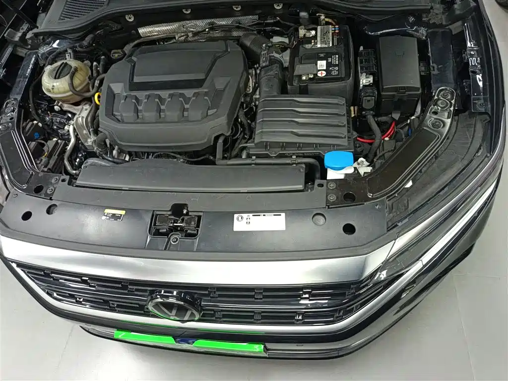 Passat 2023 facelift 330TSI luxury version купить на сайте DeffCars