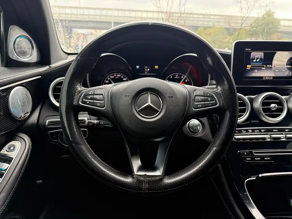 Mercedes-Benz GLC Coupe 2018 GLC 200 4MATIC Coupe SUV купить на сайте DeffCars