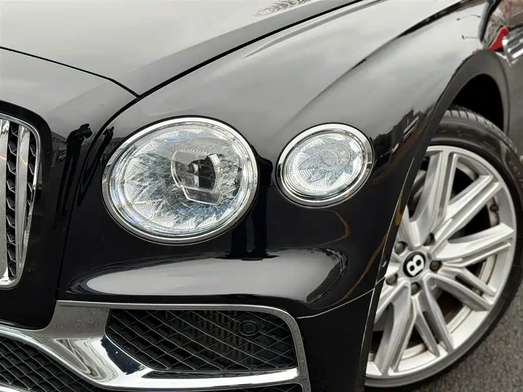 Flying Spur 2022 4.0T V8 Standard Edition купить на сайте DeffCars