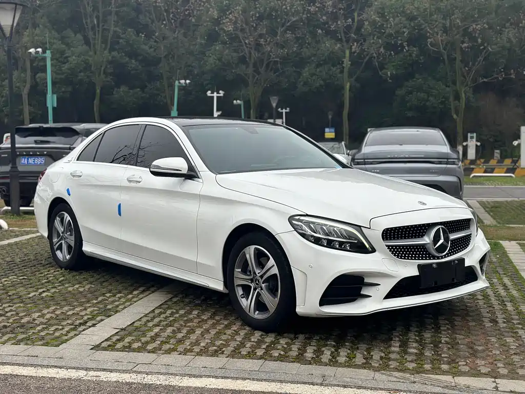 Mercedes-Benz C-Class 2020 facelift C 260 L sports version купить на сайте DeffCars