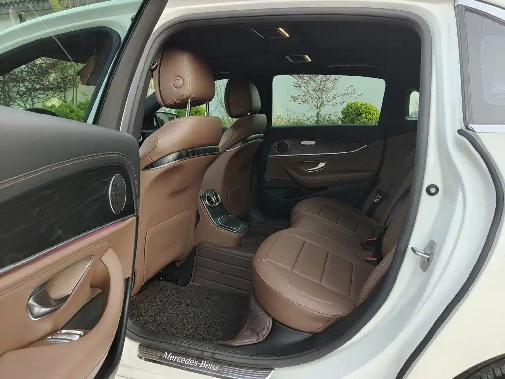 Mercedes-Benz E-Class 2022 facelift E 300 L sporty and stylish купить на сайте DeffCars