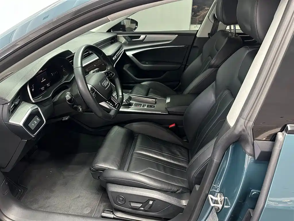 Audi A7 2021 45 TFSI Premium Selection купить на сайте DeffCars
