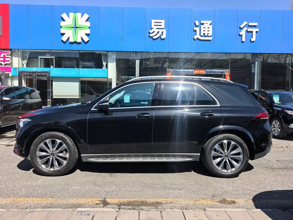 Mercedes-Benz GLE 2023 GLE 350 4MATIC Fashion Model купить на сайте DeffCars