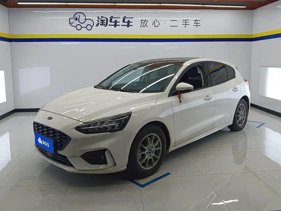 Focus 2021 Hatchback EcoBoost 180 Automatic NeochaEDGE купить на сайте DeffCars