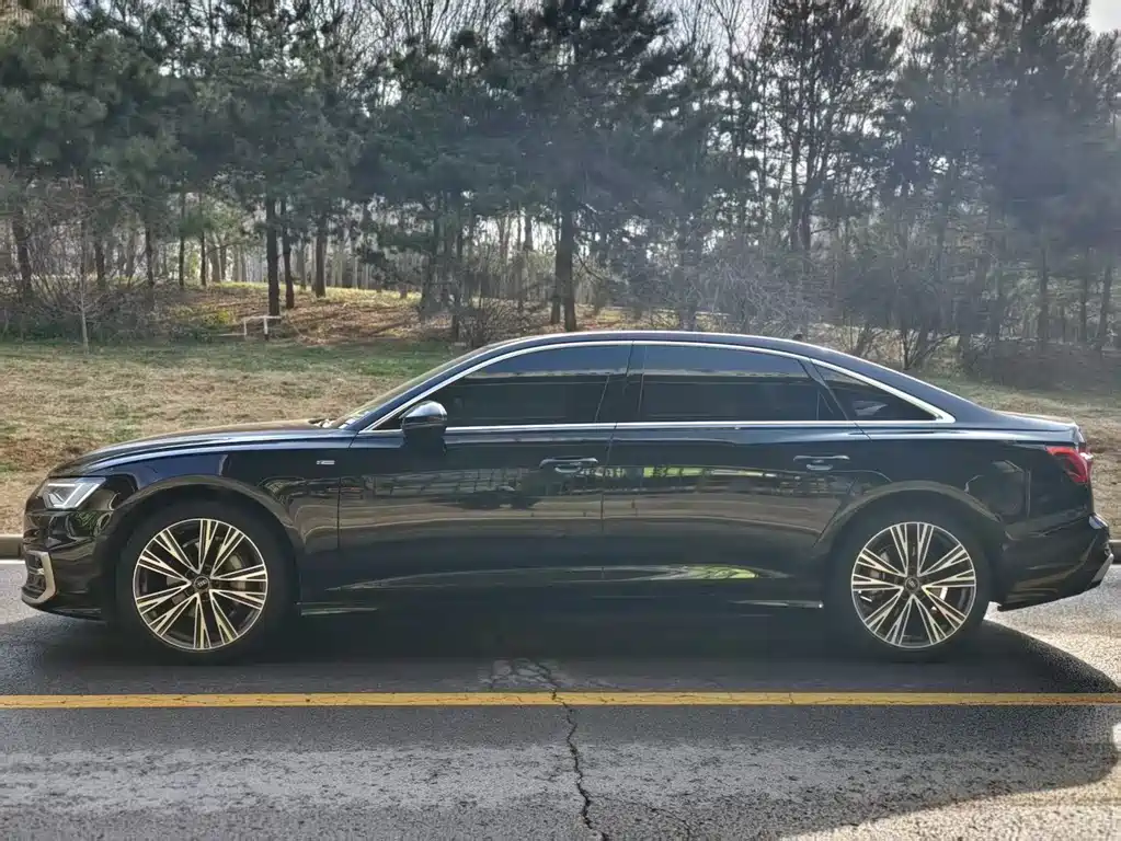 Audi A6L 2024 45 TFSI quattro premium dynamic model купить на сайте DeffCars