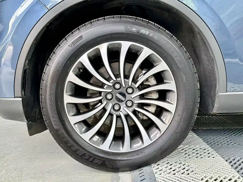 Aviator (Imported) 2020 3.0T V6 AWD Premium Edition купить на сайте DeffCars