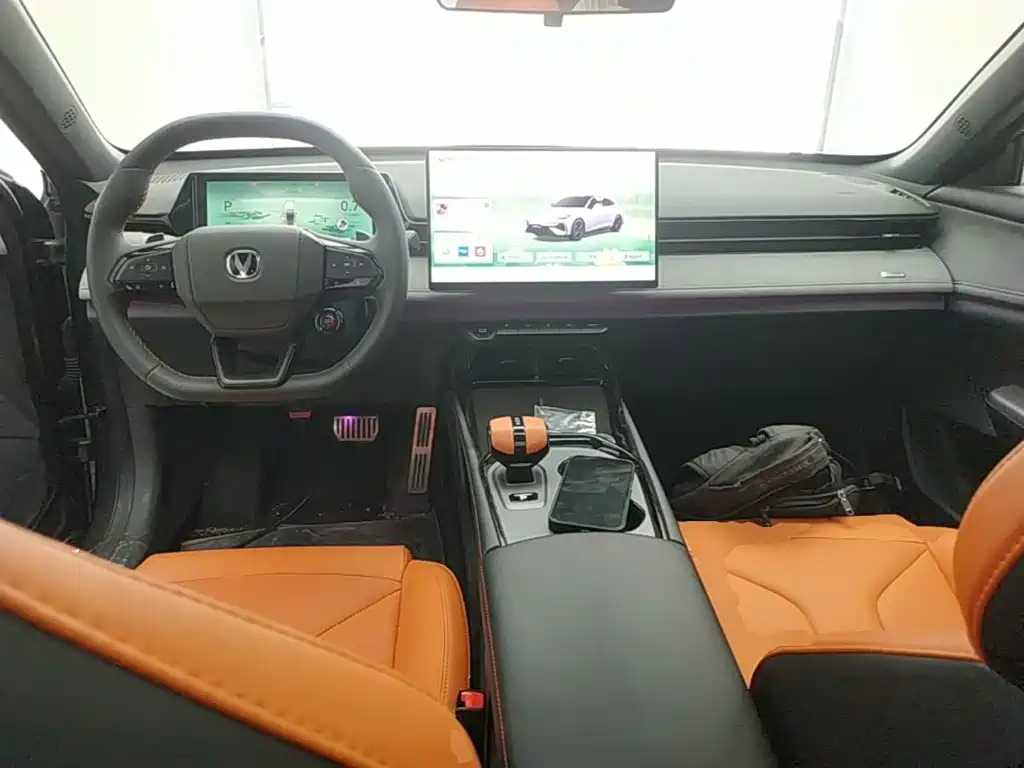 Changan UNI-V 2025 third generation 2.0T powerful model купить на сайте DeffCars