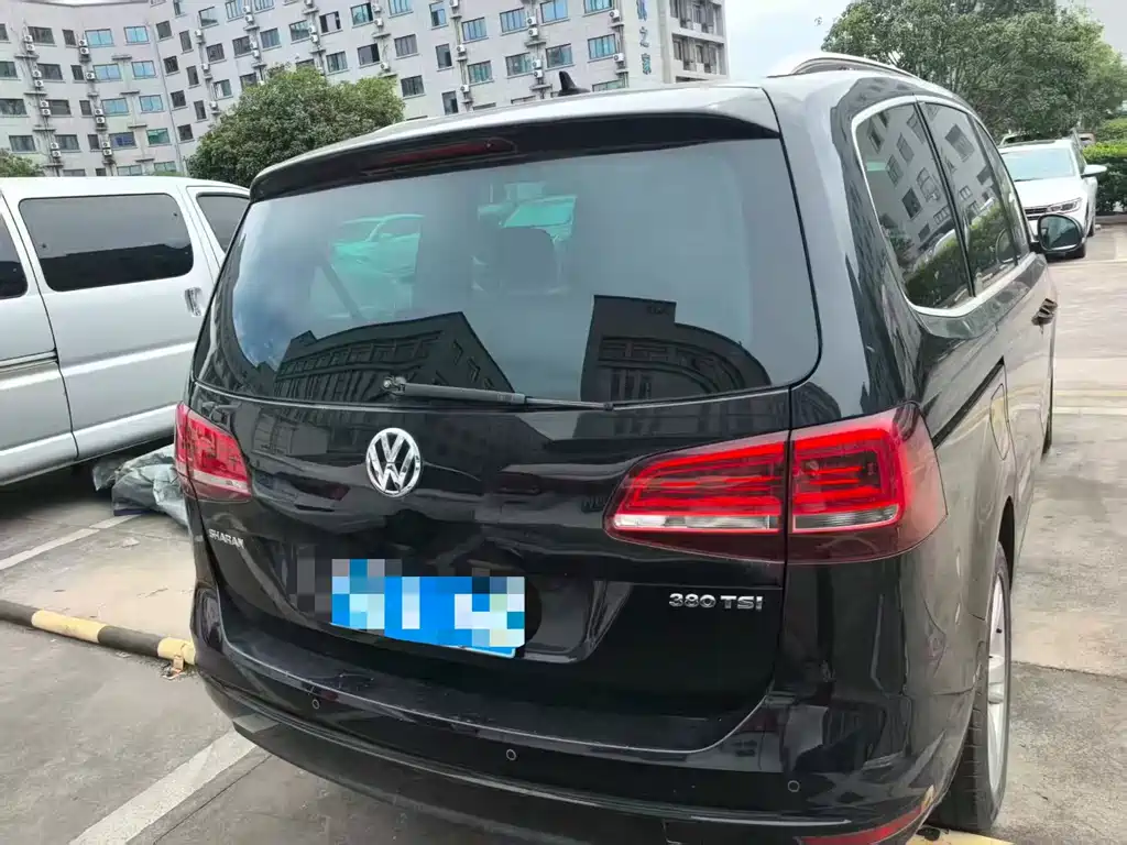 Sharan 2018 380TSI Comfortable 7-seater купить на сайте DeffCars
