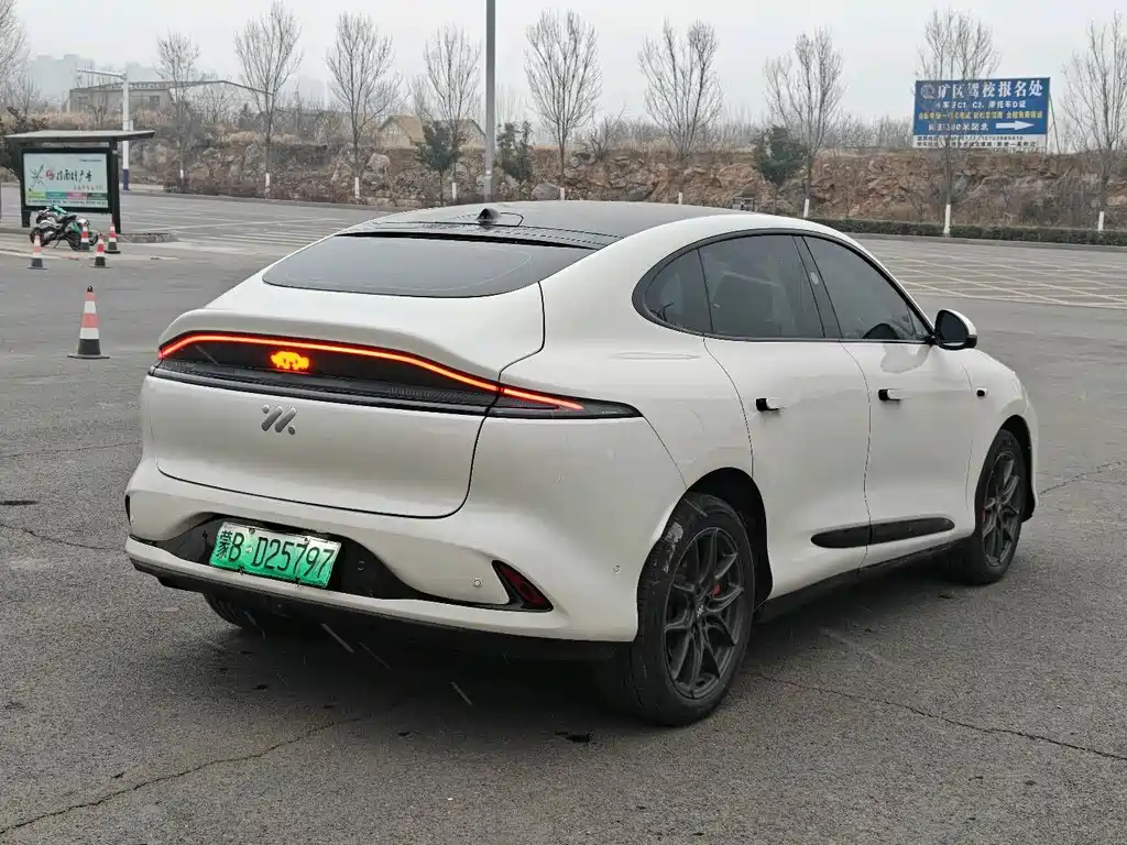 Zhiji LS6 2025 Smart Lizard Driving Edition купить на сайте DeffCars