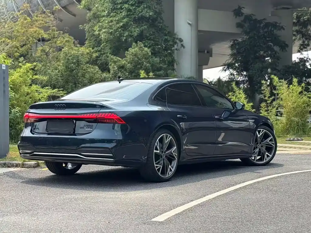 Audi A7L 2022 55 TFSI quattro S-line edition one advance version купить на сайте DeffCars