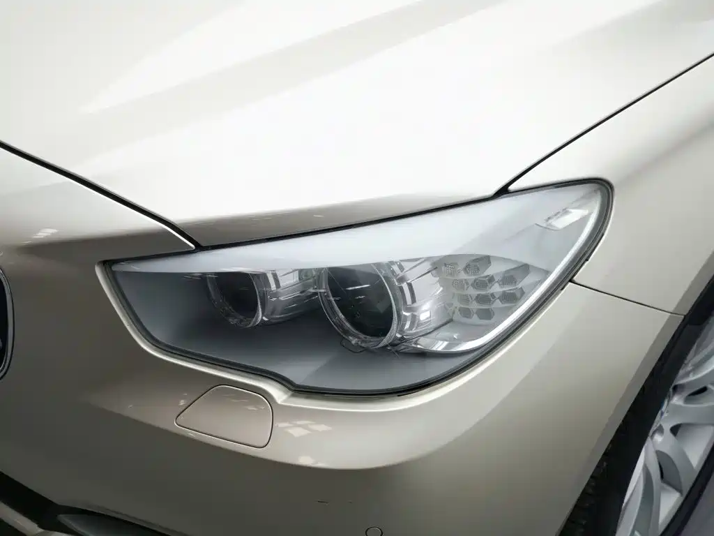 BMW 5 Series GT 2011 535i Elegant купить на сайте DeffCars