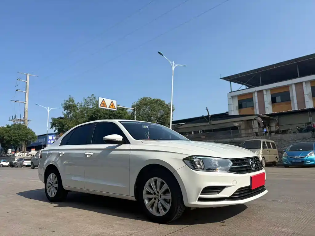 Bora 2019 Bora Legend 1.5L Automatic Fashion Type National VI купить на сайте DeffCars