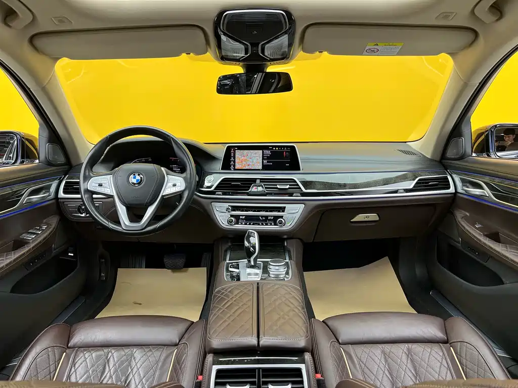 BMW 7 Series 2019 740Li Leading M Sports Package купить на сайте DeffCars