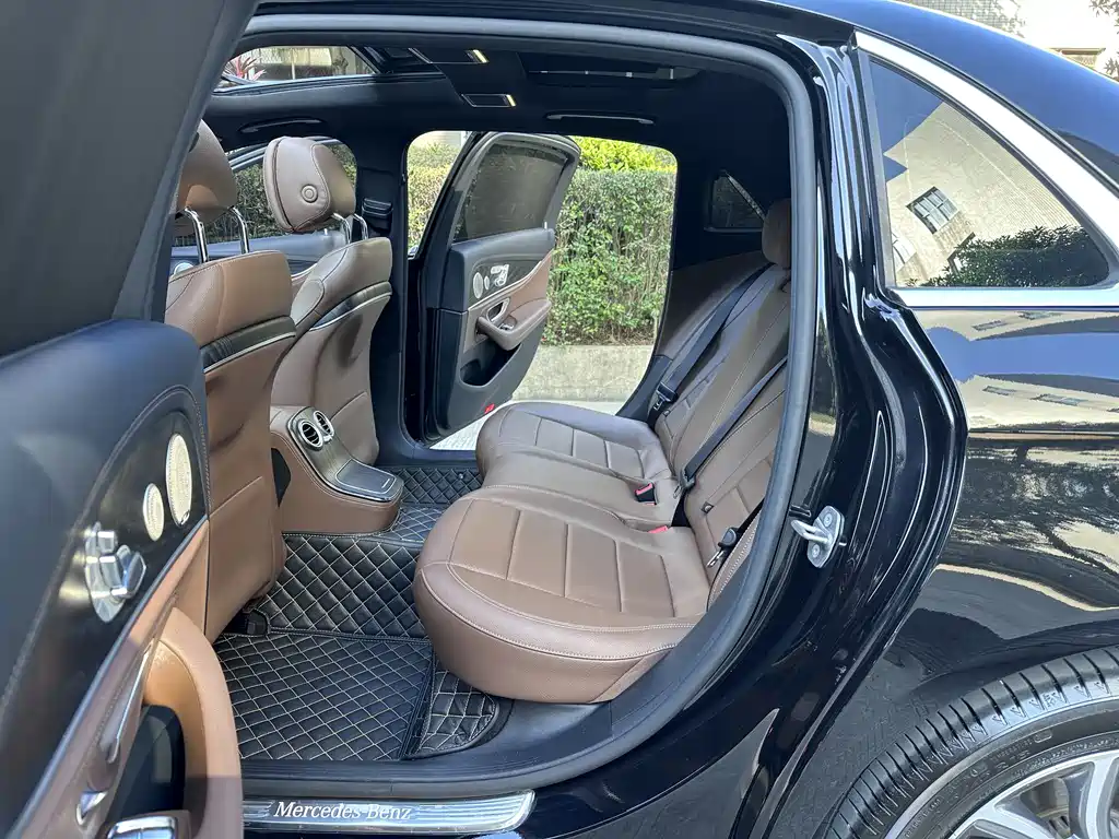 Mercedes-Benz E-Class 2022 E 300 L Luxury Model купить на сайте DeffCars