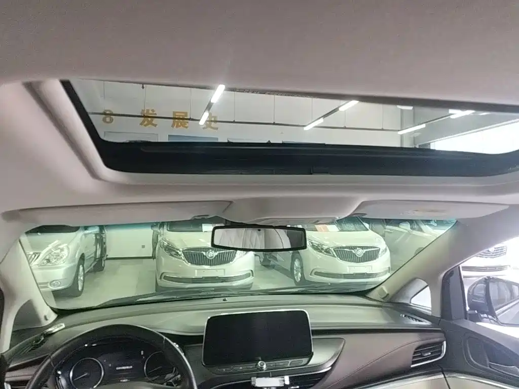 Buick GL8 2021 Land Business Class 652T Luxury купить на сайте DeffCars